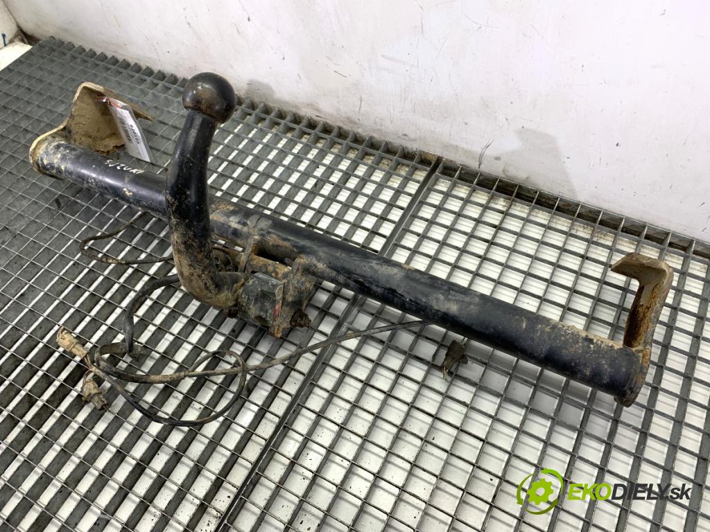 SUZUKI GRAND VITARA I samochód terenowy zamknięty 2001 68 kW 2.0 TD 4x4 (SQ 420D) 1998 Hák tažné zařízení  (Tažné zařízení)