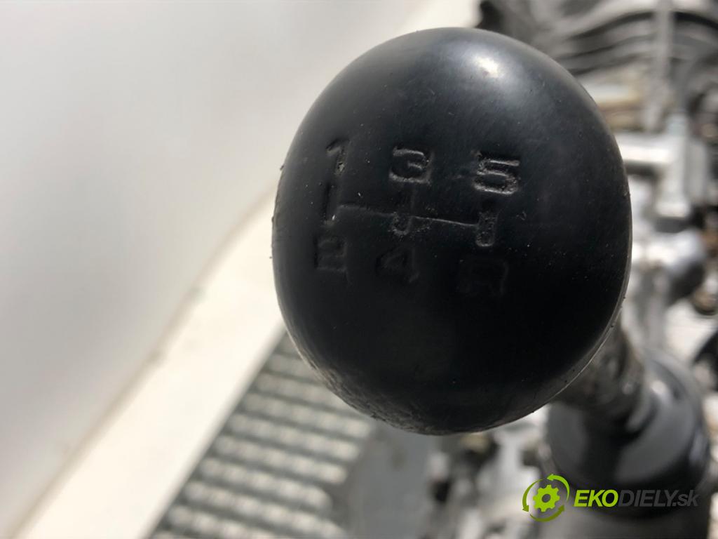 SUZUKI GRAND VITARA I samochód terenowy zamknięty 2001 68 kW 2.0 TD 4x4 (SQ 420D) 1998 Prevodovka  (Prevodovka)