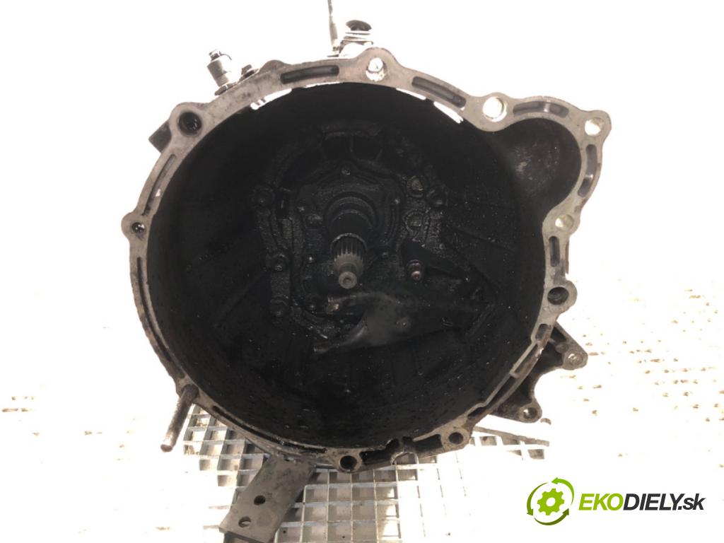 SUZUKI GRAND VITARA I samochód terenowy zamknięty 2001 68 kW 2.0 TD 4x4 (SQ 420D) 1998 Prevodovka  (Prevodovka)