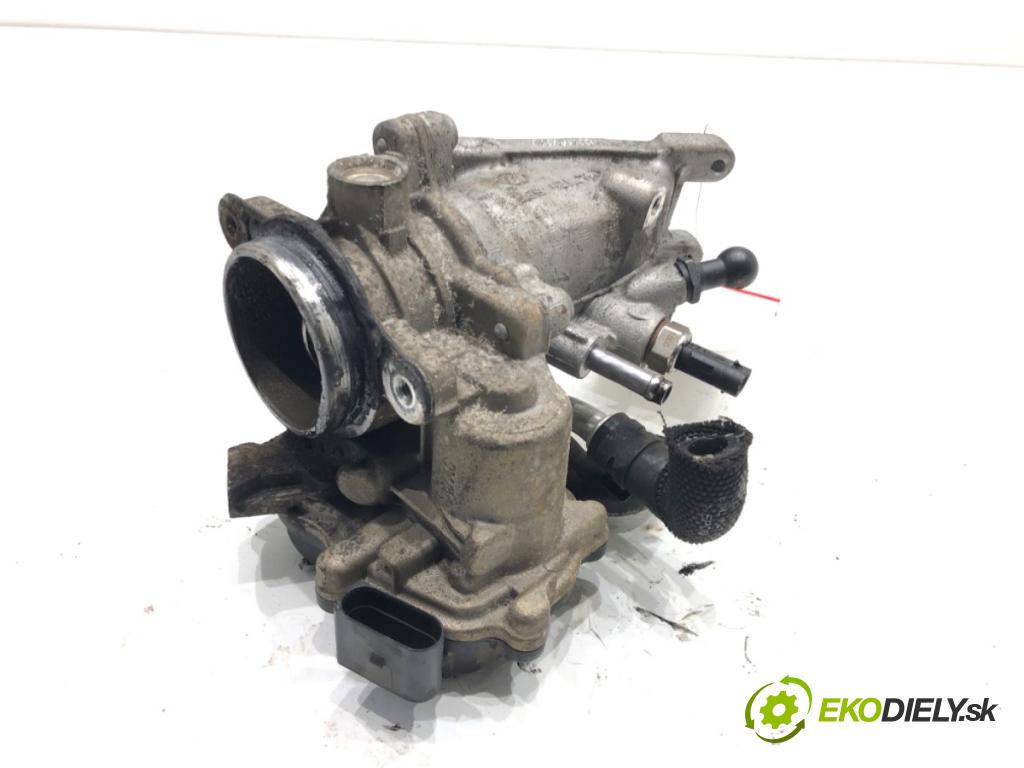 VW PASSAT B8 Kombi 2016 140 kW 2.0 TDI 1968 Škrtiaca klapka 04L128637A (Škrtiaca klapka)