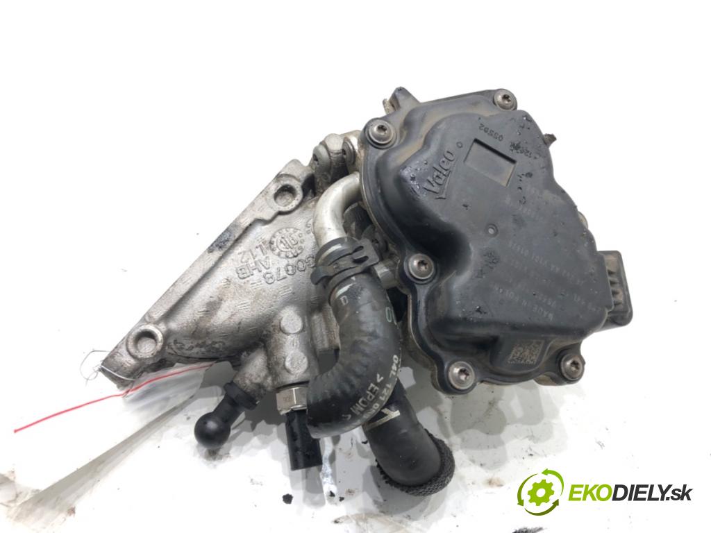 VW PASSAT B8 Kombi 2016 140 kW 2.0 TDI 1968 Škrtiaca klapka 04L128637A (Škrtiaca klapka)