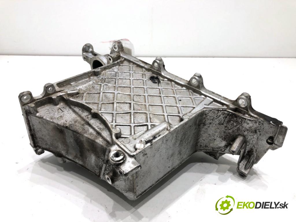 VW PASSAT B8 Kombi 2016 140 kW 2.0 TDI 1968 potrubí sání 04L129766AQ (Sací potrubí)