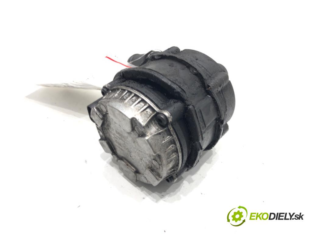 VW PASSAT B8 Kombi 2016 140 kW 2.0 TDI 1968 DALŠÍ: pumpa vody 04L965567A (Vodní pumpa)