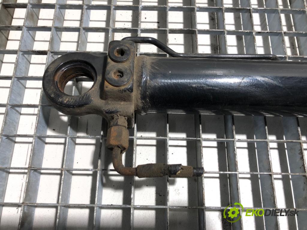 SCANIA P,G,R,T - series Ciągnik siodłowy 2008 279 kW R 380 279 kW [380 KM] olej napędowy 2004 - 2022 10600 teleskop sťahovaní kabina