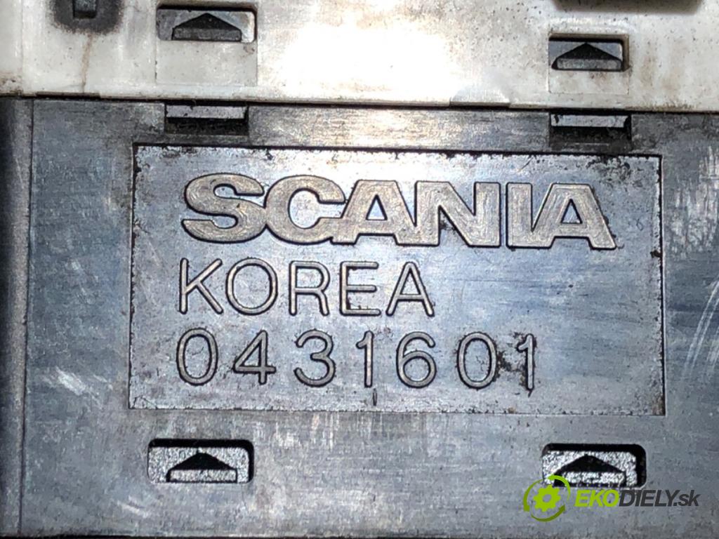 SCANIA P,G,R,T - series Ciągnik siodłowy 2008 279 kW R 380 279 kW [380 KM] olej napędowy 2004 - 2022 10600 Spínač svetiel 1540672