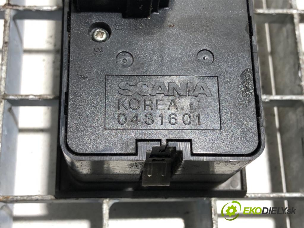 SCANIA P,G,R,T - series Ciągnik siodłowy 2008 279 kW R 380 279 kW [380 KM] olej napędowy 2004 - 2022 10600 Modul svetiel 1507637 (Riadiaca jednotka ostatné)