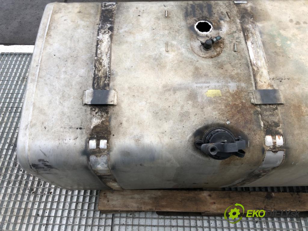 SCANIA P,G,R,T - series Ciągnik siodłowy 2008 279 kW R 380 279 kW [380 KM] olej napędowy 2004 - 2022 10600 Nádržka paliva 1517309 (Palivová nádrž)