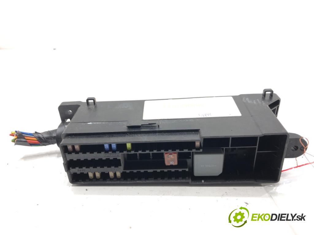 FORD TOURNEO nadwozie wielkoprzestrzenne (MPV) 2017 88 kW 1.5 TDCi 1499 skříňka poistková  (Pojistková skříňka)