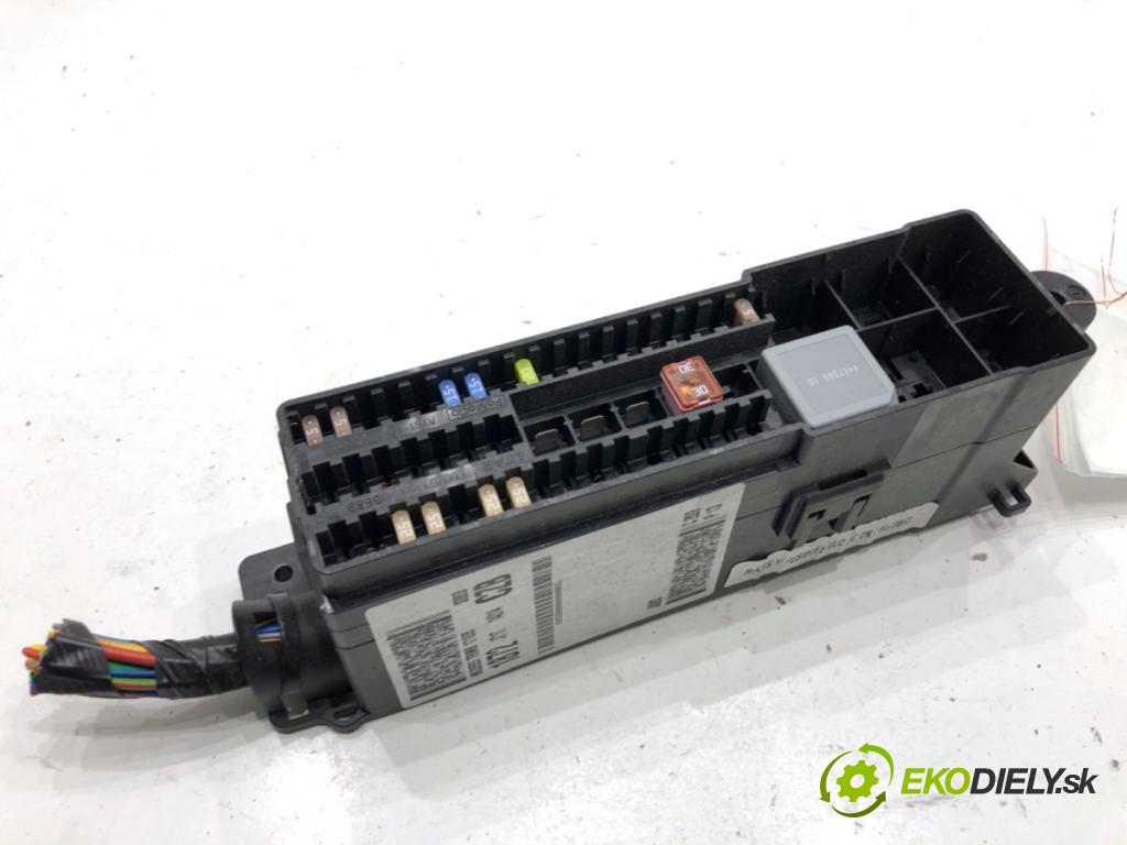 FORD TOURNEO nadwozie wielkoprzestrzenne (MPV) 2017 88 kW 1.5 TDCi 1499 skříňka poistková  (Pojistková skříňka)