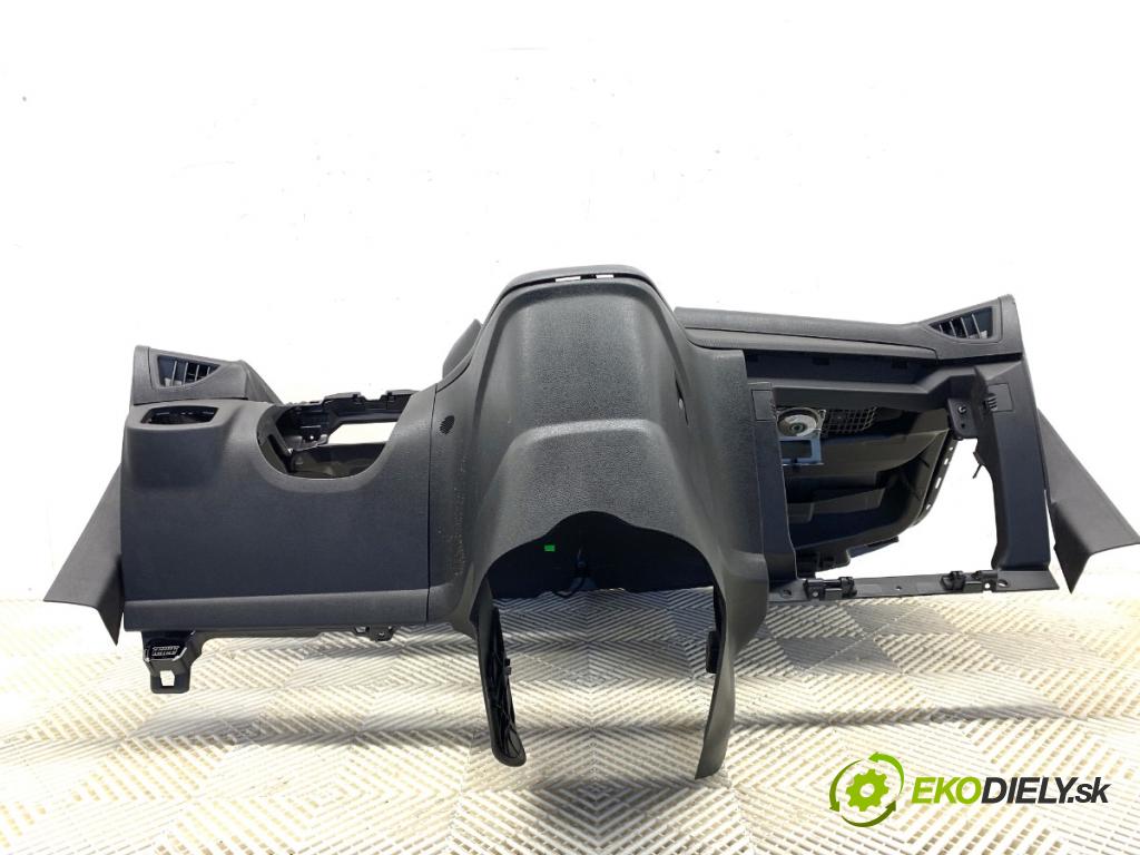 FORD TOURNEO nadwozie wielkoprzestrzenne (MPV) 2017 88 kW 1.5 TDCi 1499 Palubná doska  (Palubná doska)