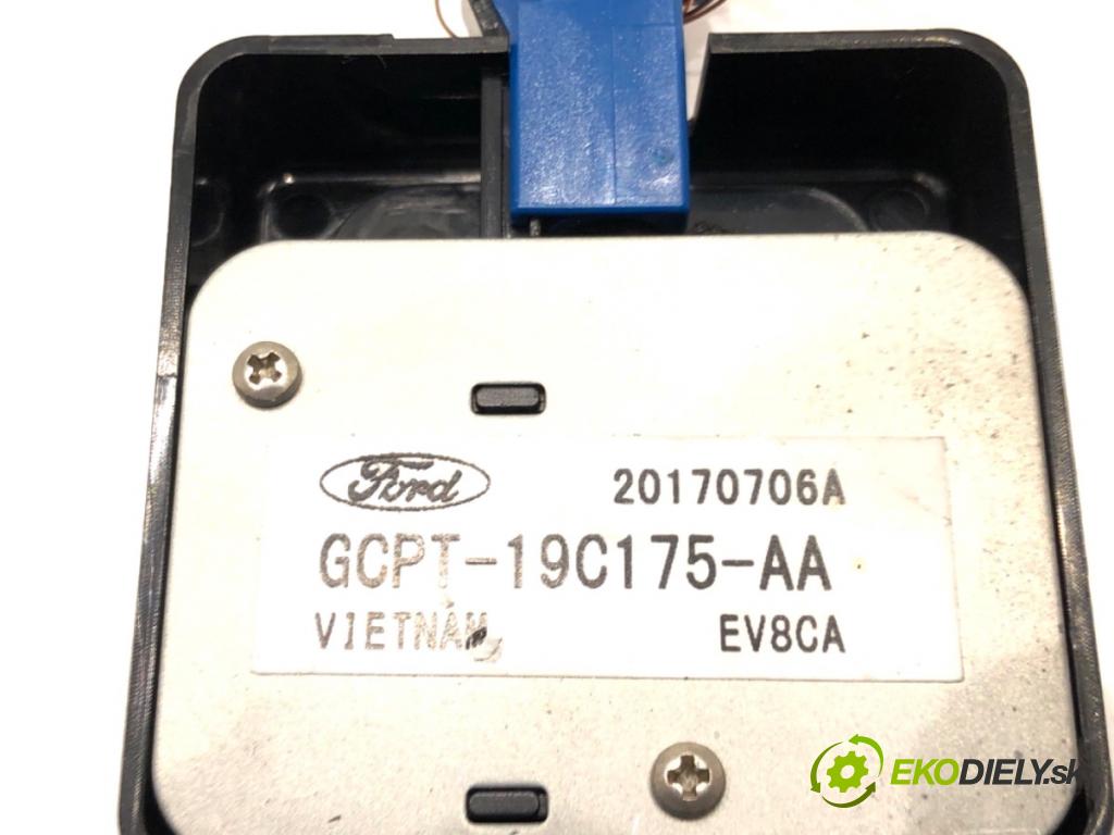FORD TOURNEO nadwozie wielkoprzestrzenne (MPV) 2017 88 kW 1.5 TDCi 1499 Zosilňovač Antenní: GCPT-19C175-AA (Zosilňovač)