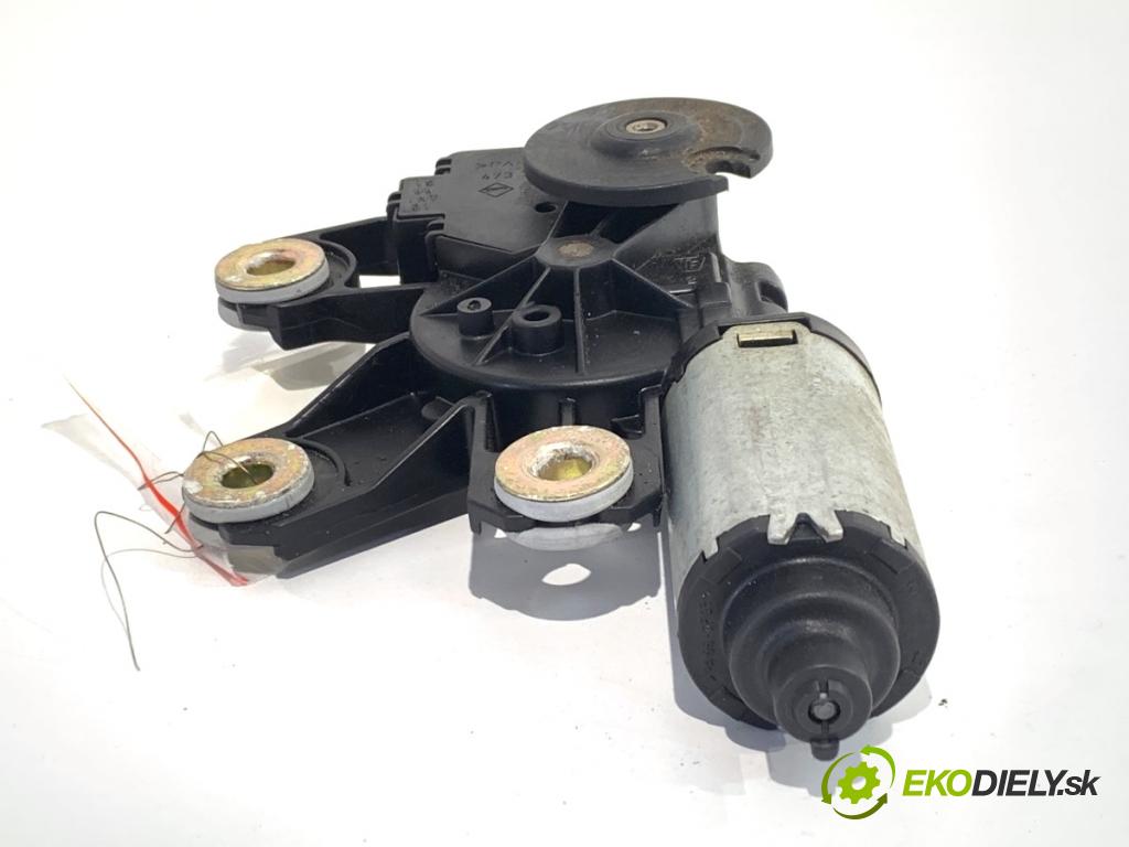 VW TOUAREG SUV 2004 128 kW 2.5 R5 TDI 2461 motor stěračů zadní část 7L0955712B