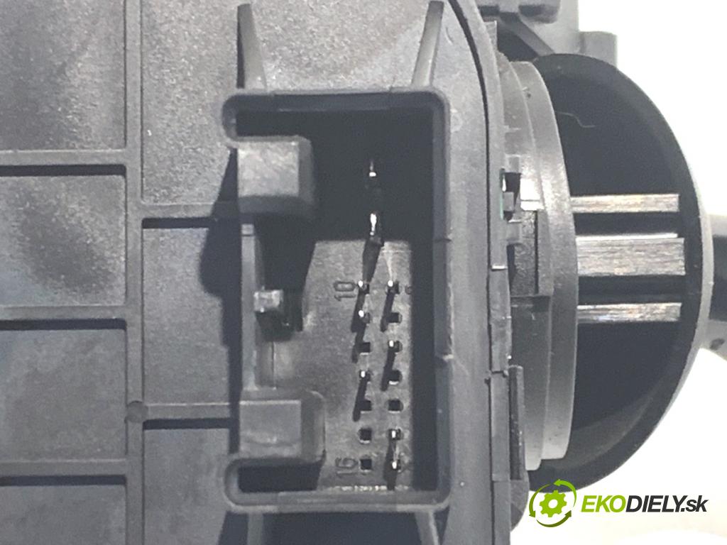 VW TOUAREG SUV 2004 128 kW 2.5 R5 TDI 2461 Prepínač kombinovaný 7L6953503 (Prepínacie páčky pod volantom)