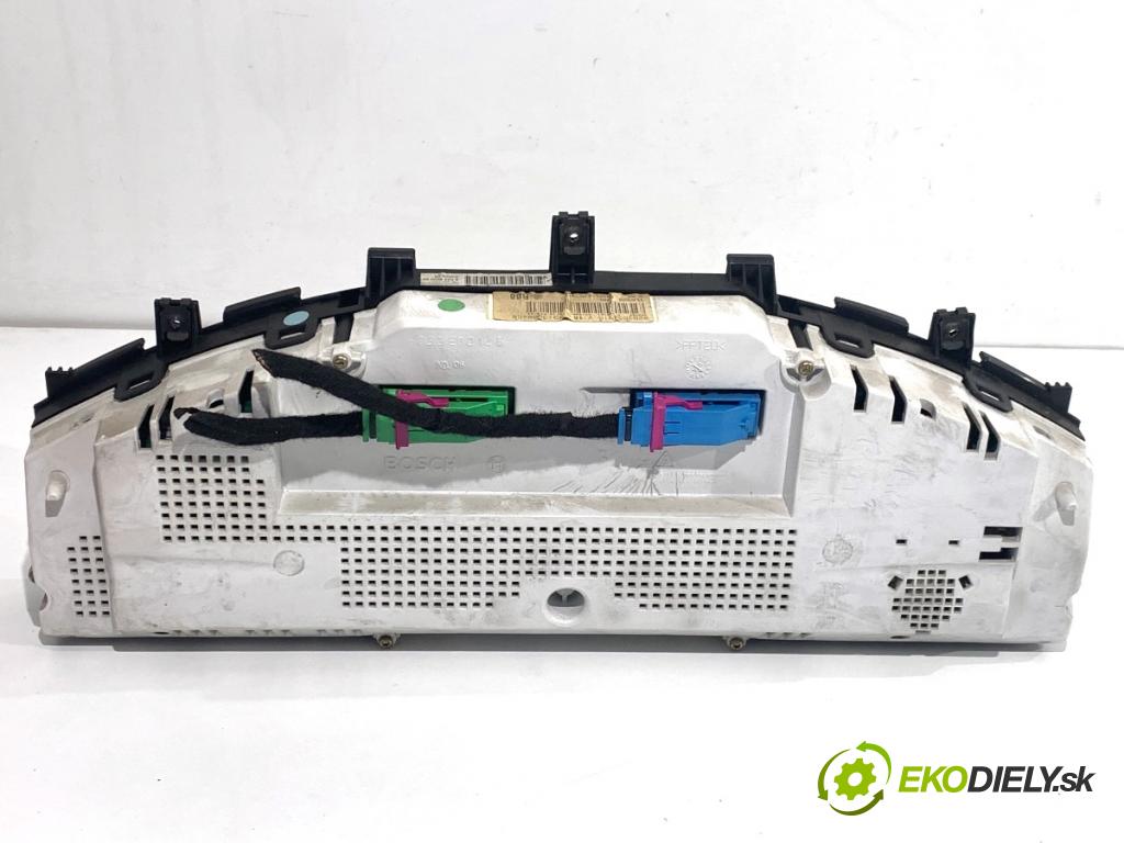 VW TOUAREG SUV 2004 128 kW 2.5 R5 TDI 2461 Prístrojovka 7L6920870L (Prístrojová doska)