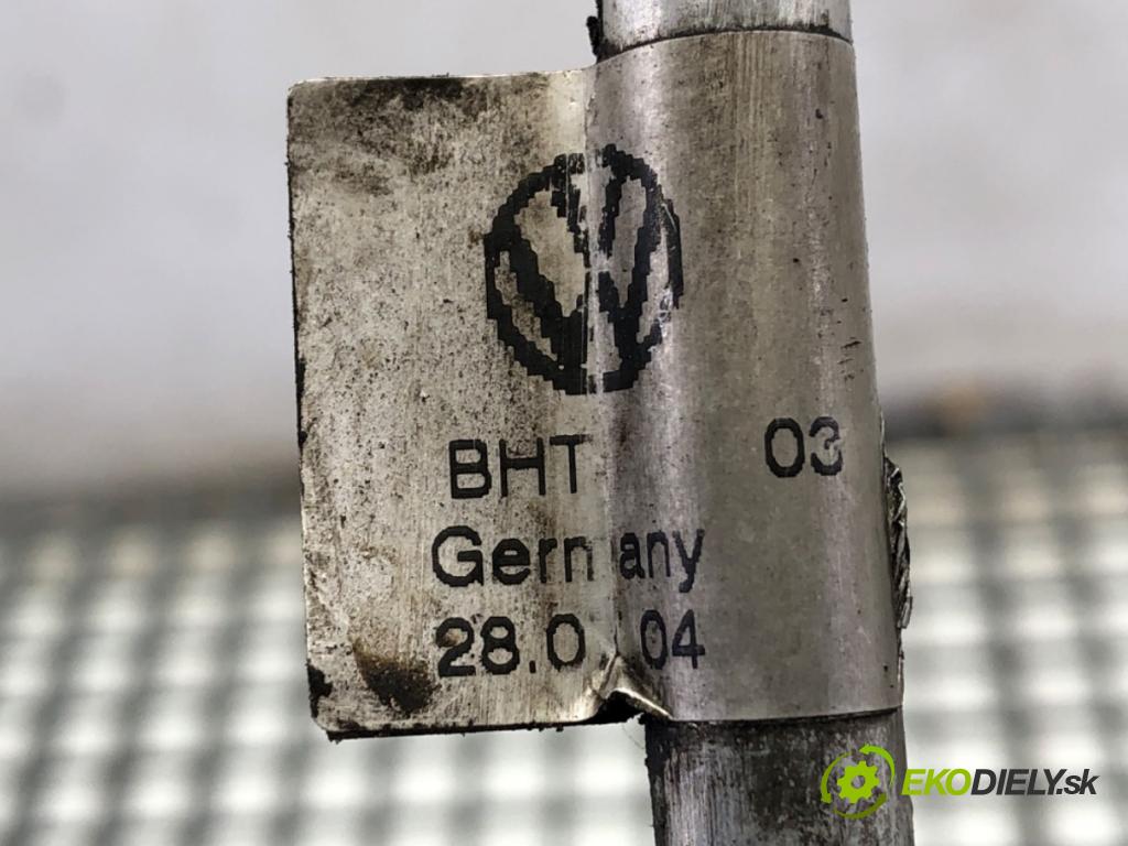 VW TOUAREG SUV 2004 128 kW 2.5 R5 TDI 2461 rúrka klimatizace  (Trubka klimatizace)