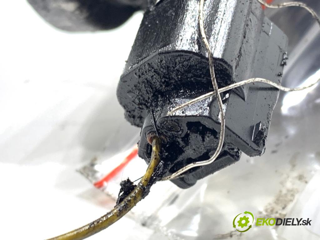 SUZUKI JIMNY III samochód terenowy zamknięty 2009 63 kW 1.5 DDiS 4x4 1461 Obal filtra oleja  (Obal olejového filtra)