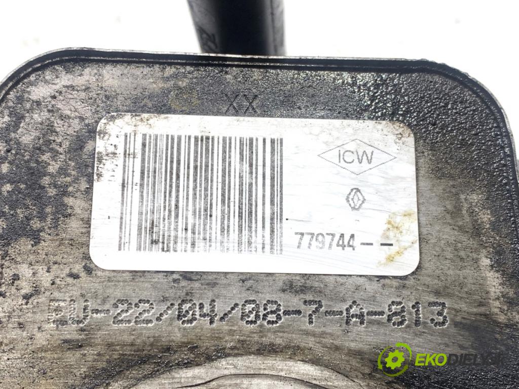 SUZUKI JIMNY III samochód terenowy zamknięty 2009 63 kW 1.5 DDiS 4x4 1461 Chladič oleja 779744