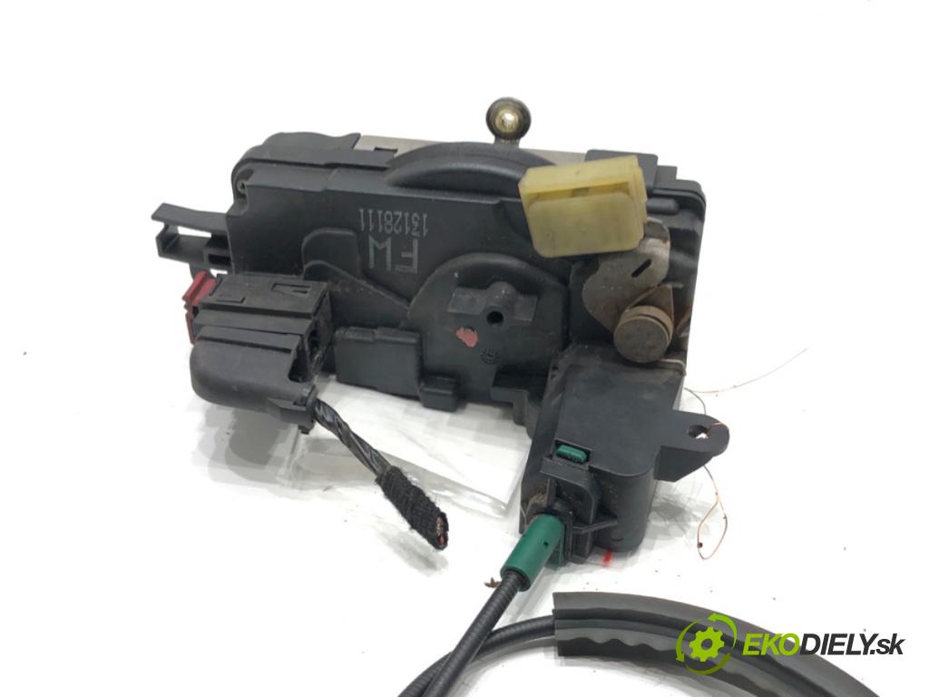 OPEL ASTRA H liftback 2005 125 kW 2.0 Turbo (L08) 1998 zámok Dvere ľavy predný 13128111