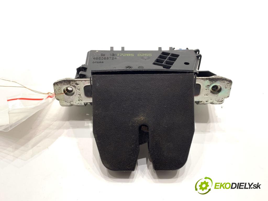 OPEL ASTRA H liftback 2005 125 kW 2.0 Turbo (L08) 1998 zámok dverí zad 13117285