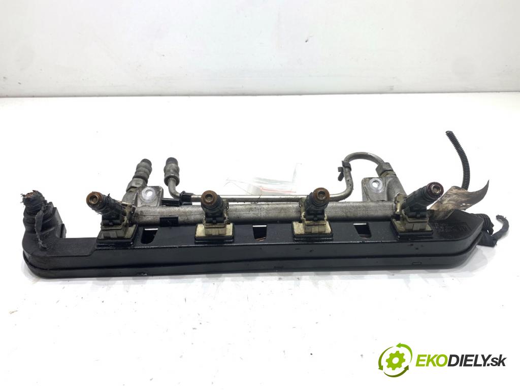 OPEL ASTRA H liftback 2005 125 kW 2.0 Turbo (L08) 1998 Lišta vstrekovacia 90560510B (Vstrekovacia lišta)