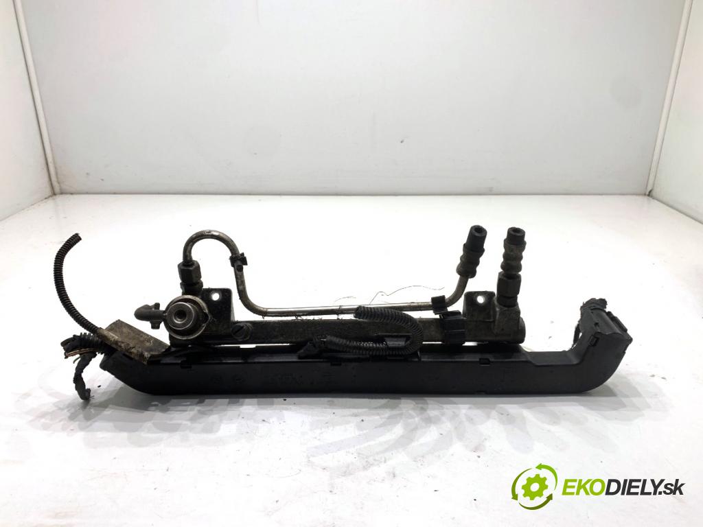 OPEL ASTRA H liftback 2005 125 kW 2.0 Turbo (L08) 1998 Lišta vstrekovacia 90560510B (Vstrekovacia lišta)