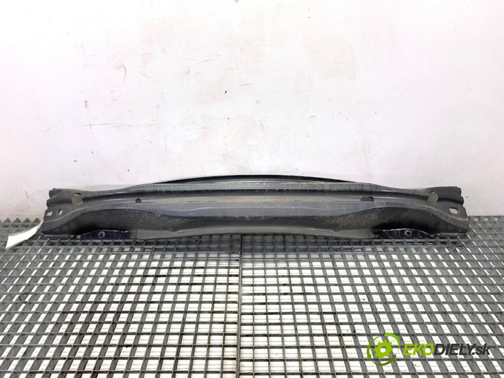 VOLVO V60 I Kombi 2018 110 kW 2.0 D3 1969 výztuha nárazníka zadní část  (Zadní výztuha)
