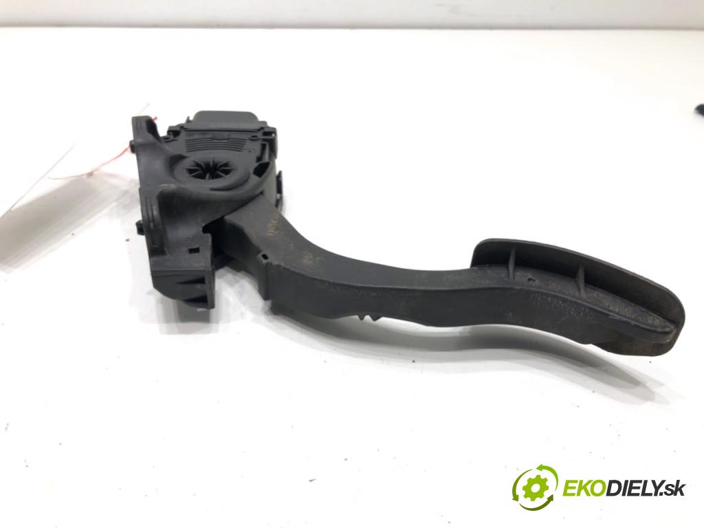 VOLVO V60 I Kombi 2018 110 kW 2.0 D3 1969 Potenciometer plynu 31329057 (Potenciometer plynového pedálu)