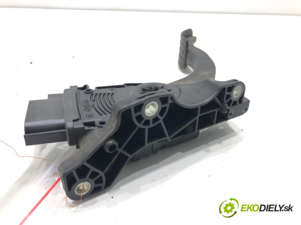 VOLVO V60 I Kombi 2018 110 kW 2.0 D3 1969 Potenciometer plynu 31329057 (Potenciometer plynového pedálu)