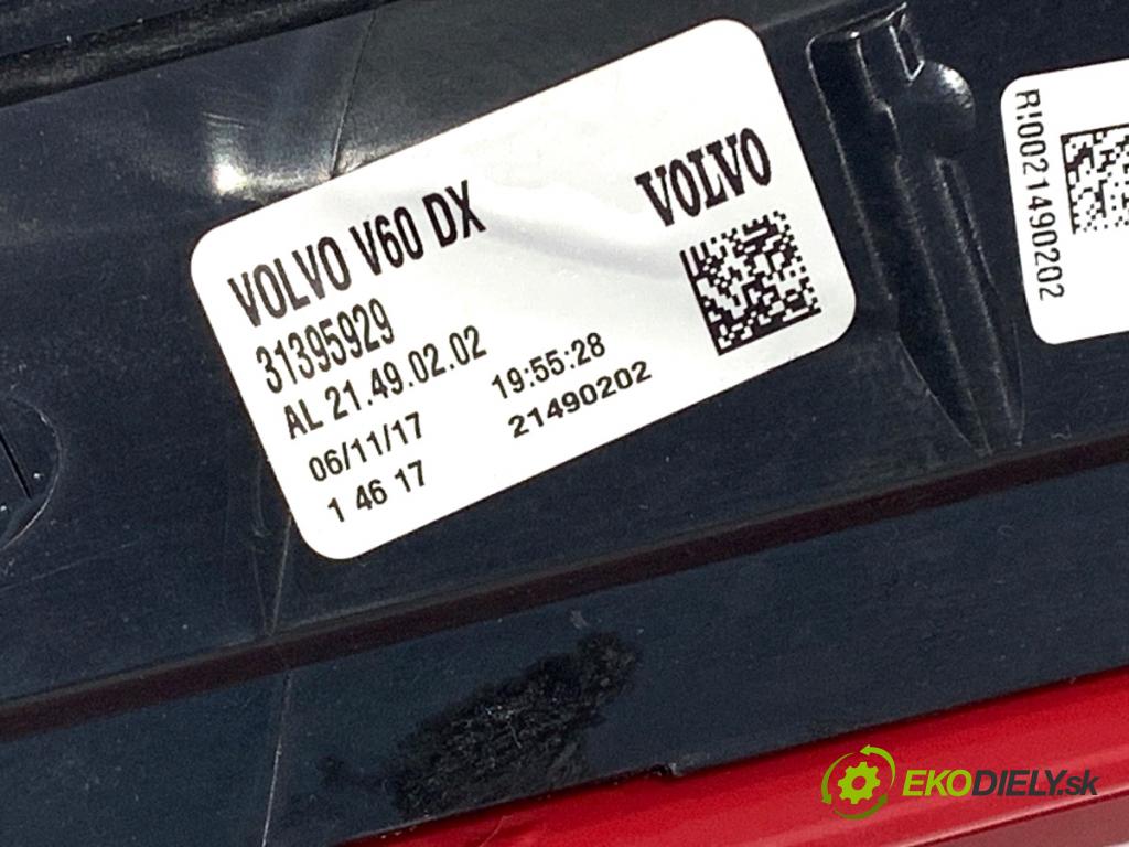 VOLVO V60 I Kombi 2018 110 kW 2.0 D3 1969 Svetlo pravy zad 31395929