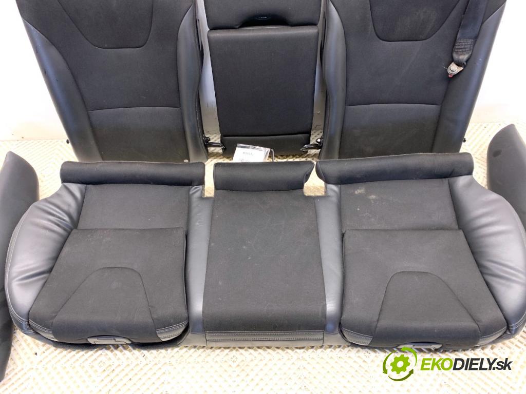 VOLVO V60 I Kombi 2018 110 kW 2.0 D3 1969 Sedadlo druhý rad