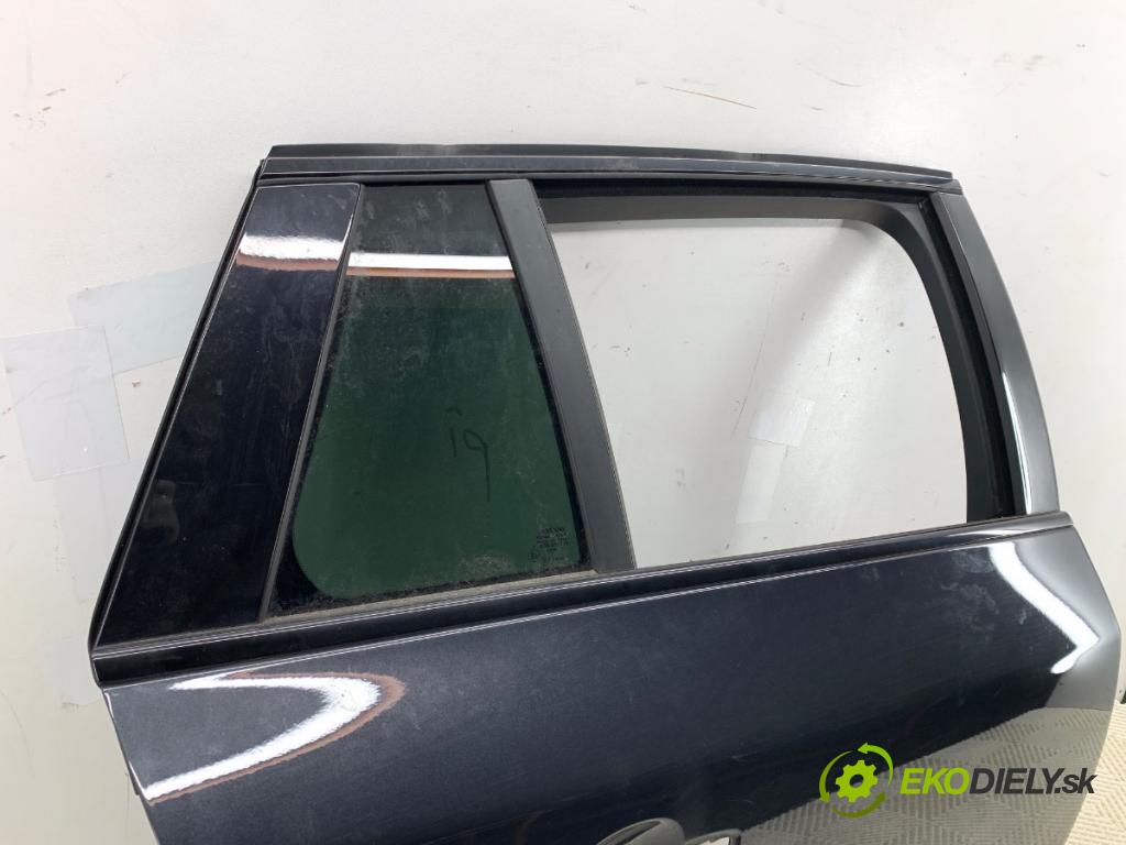 VOLVO V60 I Kombi 2018 110 kW 2.0 D3 1969 Dvere pravy zad 492-46