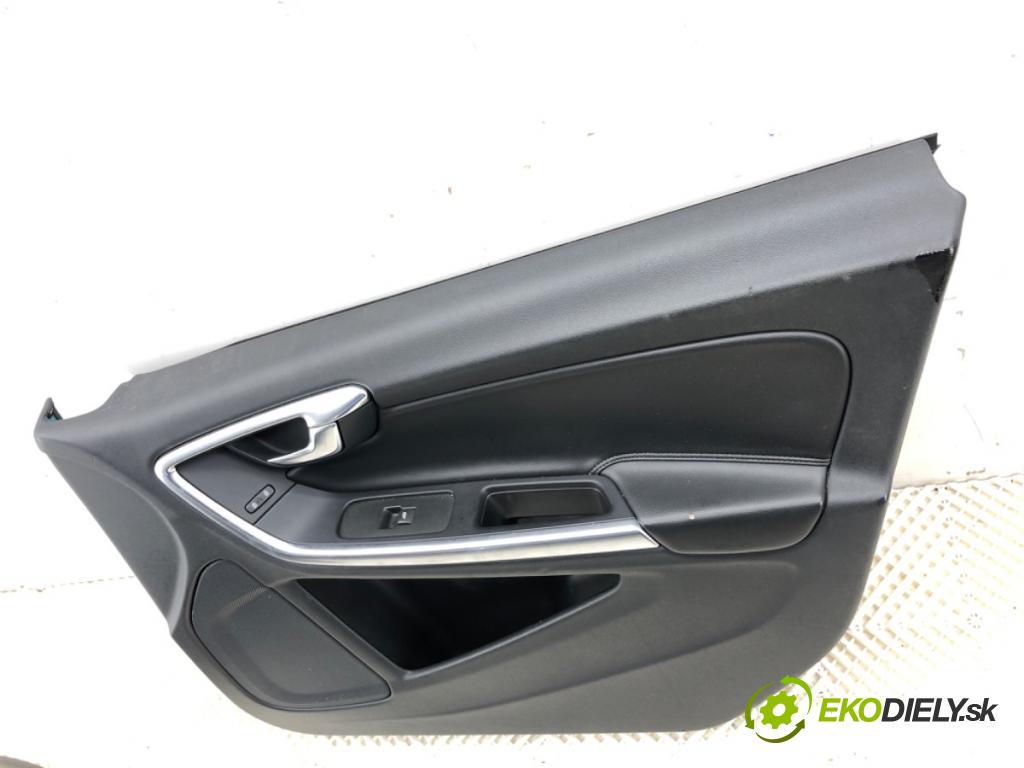 VOLVO V60 I Kombi 2018 110 kW 2.0 D3 1969 čalúnenie Dvere pravy predný 31366169