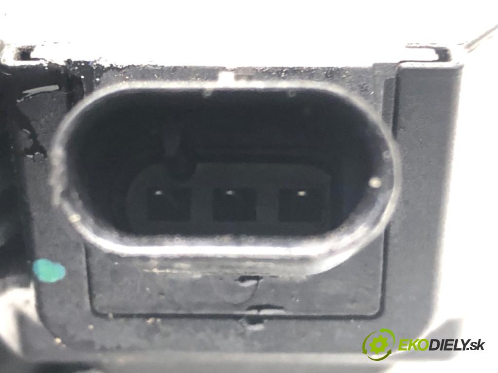 ALFA ROMEO STELVIO SUV 2022 206 kW 2.0 Q4 (949.AXA2A) 1995 Cievka zapaľovacia 68211953AA (Zapaľovacia cievka)