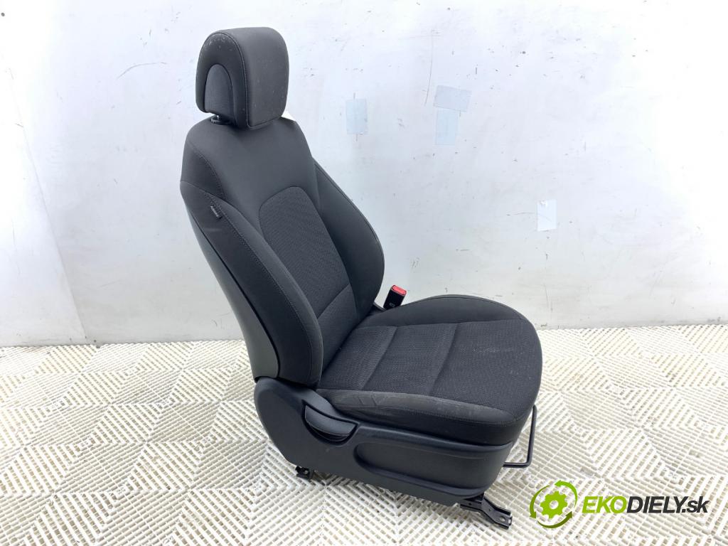 HYUNDAI SANTA FE III SUV 2014 145 kW 2.2 CRDi 4WD 2199 Sedadlo pravy predný
