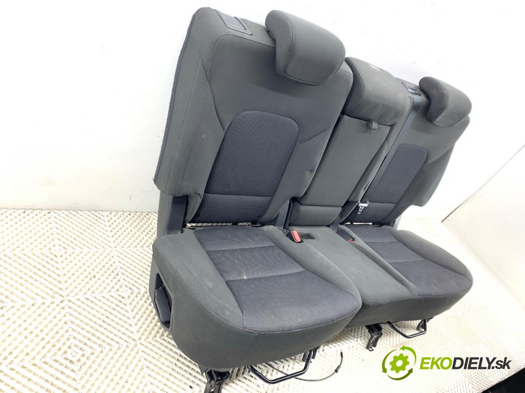 HYUNDAI SANTA FE III SUV 2014 145 kW 2.2 CRDi 4WD 2199 Sedadlo druhý rad