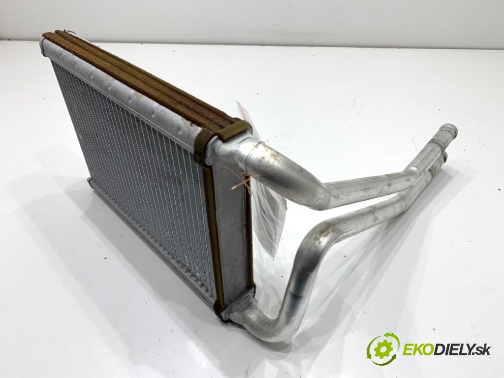 HYUNDAI SANTA FE III SUV 2014 145 kW 2.2 CRDi 4WD 2199 Výhrevné teleso, radiátor kúrenia  (Radiátor kúrenia)