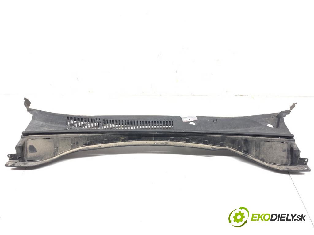 HYUNDAI SANTA FE III SUV 2014 145 kW 2.2 CRDi 4WD 2199 Torpédo, plast pod čelné okno 86151-2W000 (Torpédo (plast pod čelným sklom))