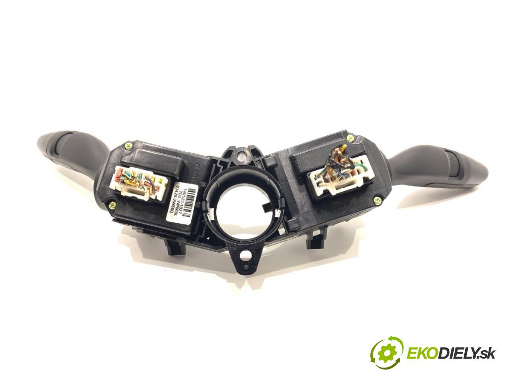 HYUNDAI SANTA FE III SUV 2014 145 kW 2.2 CRDi 4WD 2199 Prepínač kombinovaný 93420-2W660 (Prepínacie páčky pod volantom)