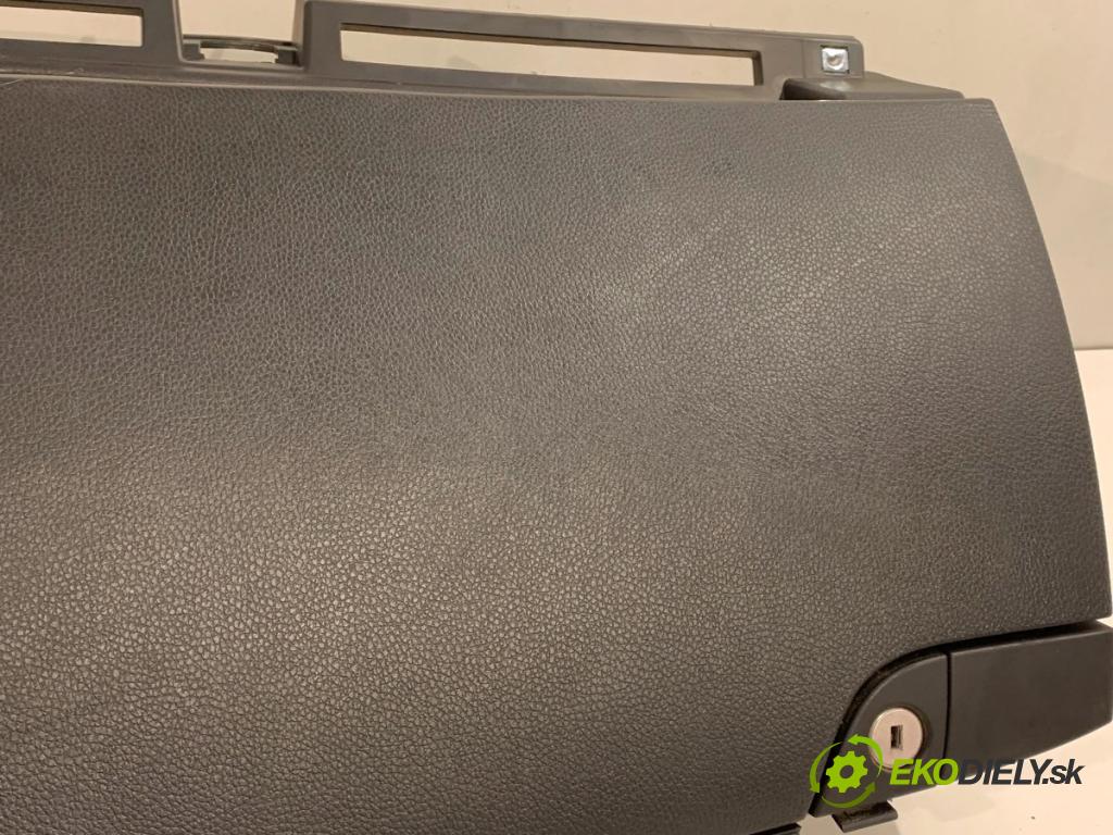 HYUNDAI SANTA FE III SUV 2014 145 kW 2.2 CRDi 4WD 2199 Priehradka, kastlík spolujazdca 84540-2W000 (Priehradka (kastlík))