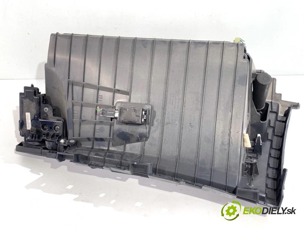 HYUNDAI SANTA FE III SUV 2014 145 kW 2.2 CRDi 4WD 2199 Priehradka, kastlík spolujazdca 84540-2W000 (Priehradka (kastlík))