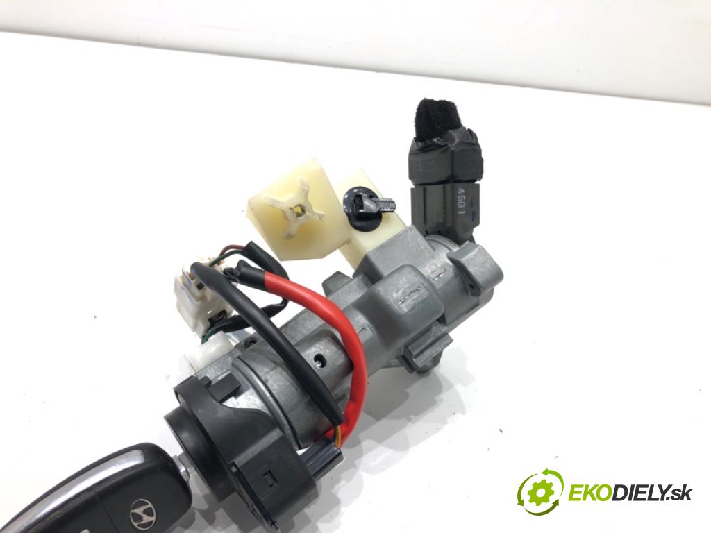 HYUNDAI SANTA FE III SUV 2014 145 kW 2.2 CRDi 4WD 2199 spinačka ZDC2 (Spínacia skrinka)