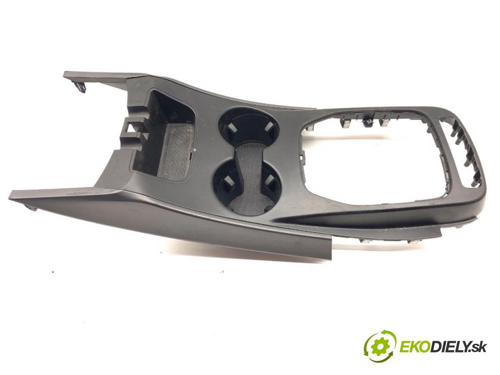 HYUNDAI SANTA FE III SUV 2014 145 kW 2.2 CRDi 4WD 2199 Držiak na nápoje 84656-2W005 84650-2W055 (Držiak (úchyt) na nápoje)