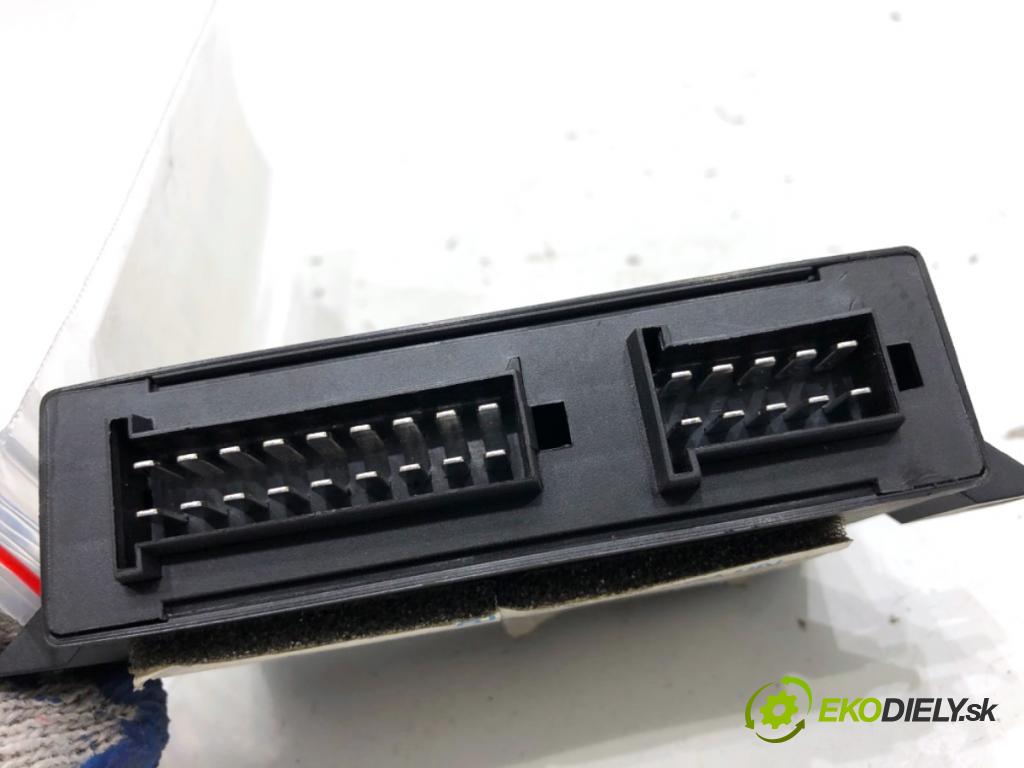 HYUNDAI SANTA FE III SUV 2014 145 kW 2.2 CRDi 4WD 2199 Modul ťažného oka 5D033 (Riadiaca jednotka ostatné)