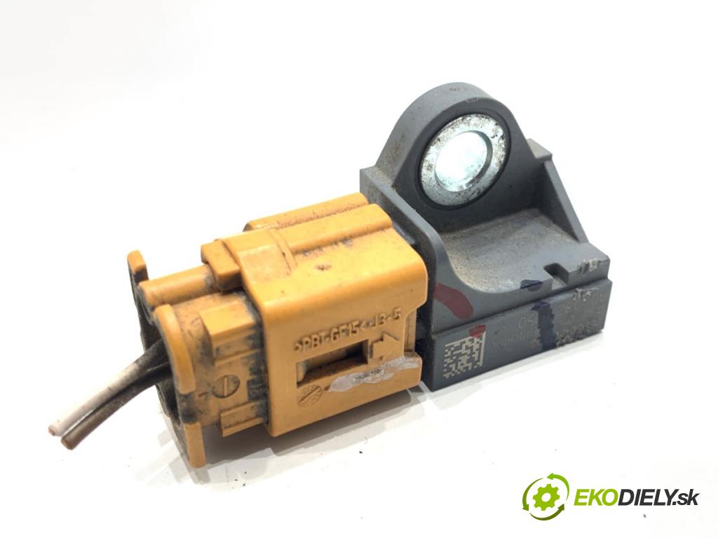 HYUNDAI SANTA FE III SUV 2014 145 kW 2.2 CRDi 4WD 2199 Snímač nárazu 95930-2W000 (Snímač nárazu)