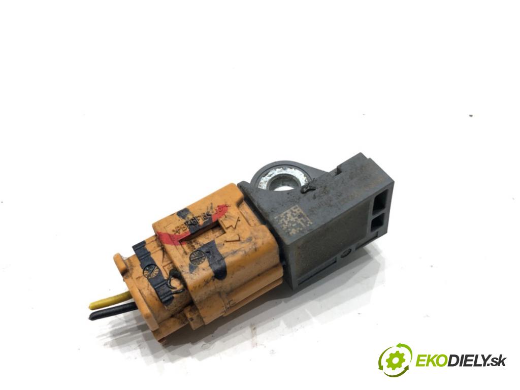 HYUNDAI SANTA FE III SUV 2014 145 kW 2.2 CRDi 4WD 2199 Snímač nárazu 95930-2W000 (Snímač nárazu)