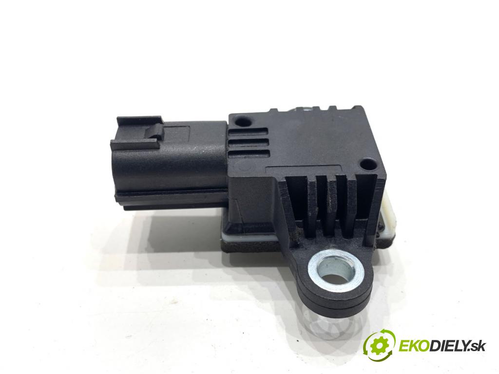 HYUNDAI SANTA FE III SUV 2014 145 kW 2.2 CRDi 4WD 2199 Snímač nárazu 95920-2W050 (Snímač nárazu)