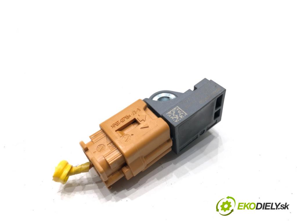 HYUNDAI SANTA FE III SUV 2014 145 kW 2.2 CRDi 4WD 2199 Snímač nárazu 95930-2W000 (Snímač nárazu)