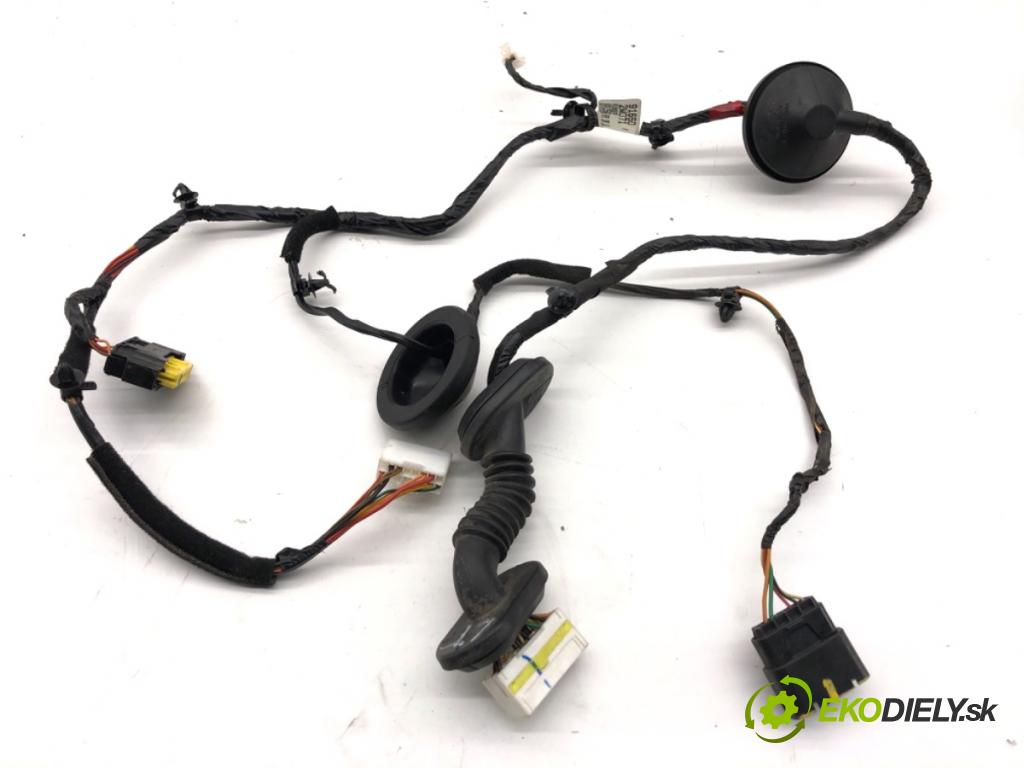 HYUNDAI SANTA FE III SUV 2014 145 kW 2.2 CRDi 4WD 2199 Káblovačka Dvere zad ľavy 91650-2W071