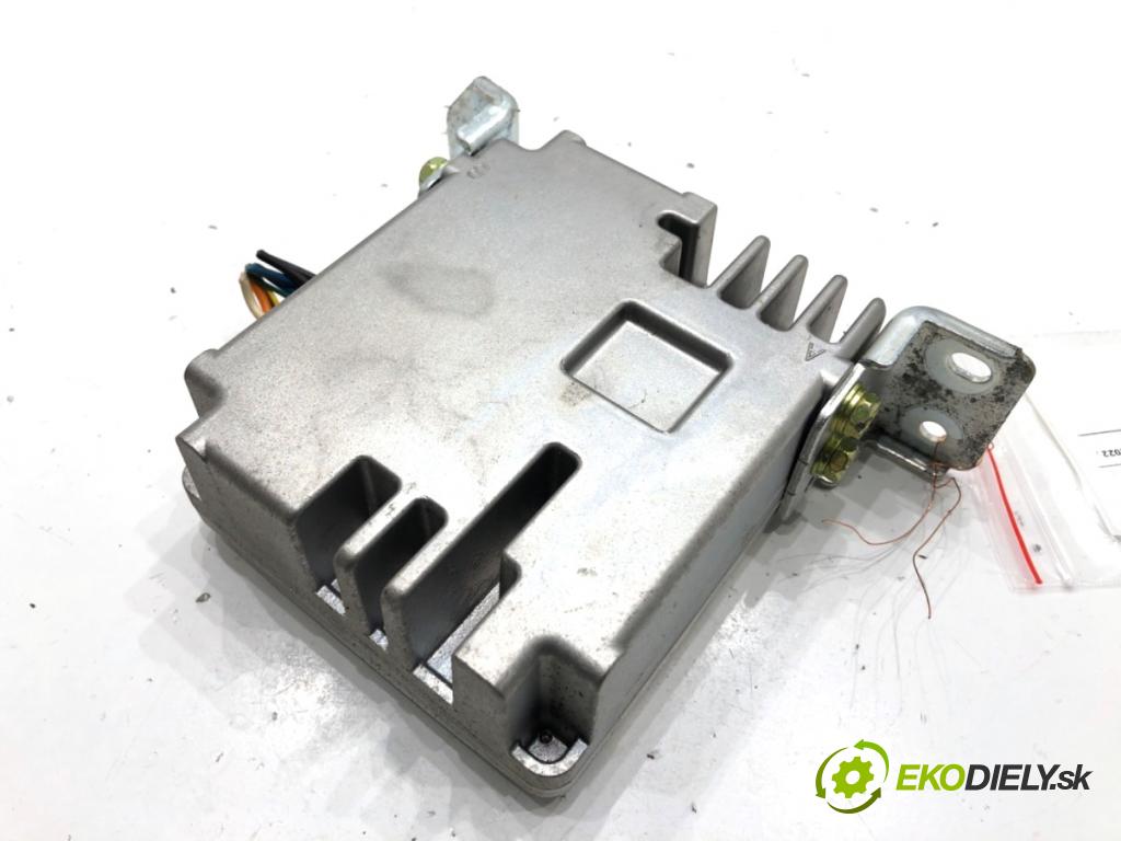 HYUNDAI SANTA FE III SUV 2014 145 kW 2.2 CRDi 4WD 2199 Modul Riadiaca jednotka 95100-2W100 (Riadiaca jednotka ostatné)