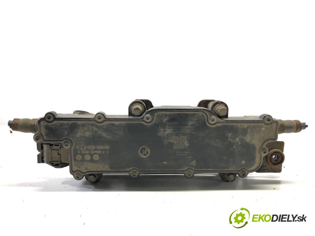 HYUNDAI SANTA FE III SUV 2014 145 kW 2.2 CRDi 4WD 2199 Mechanizmus brzdy ručnej brzdy 59700-B8800 (Ručná brzda)